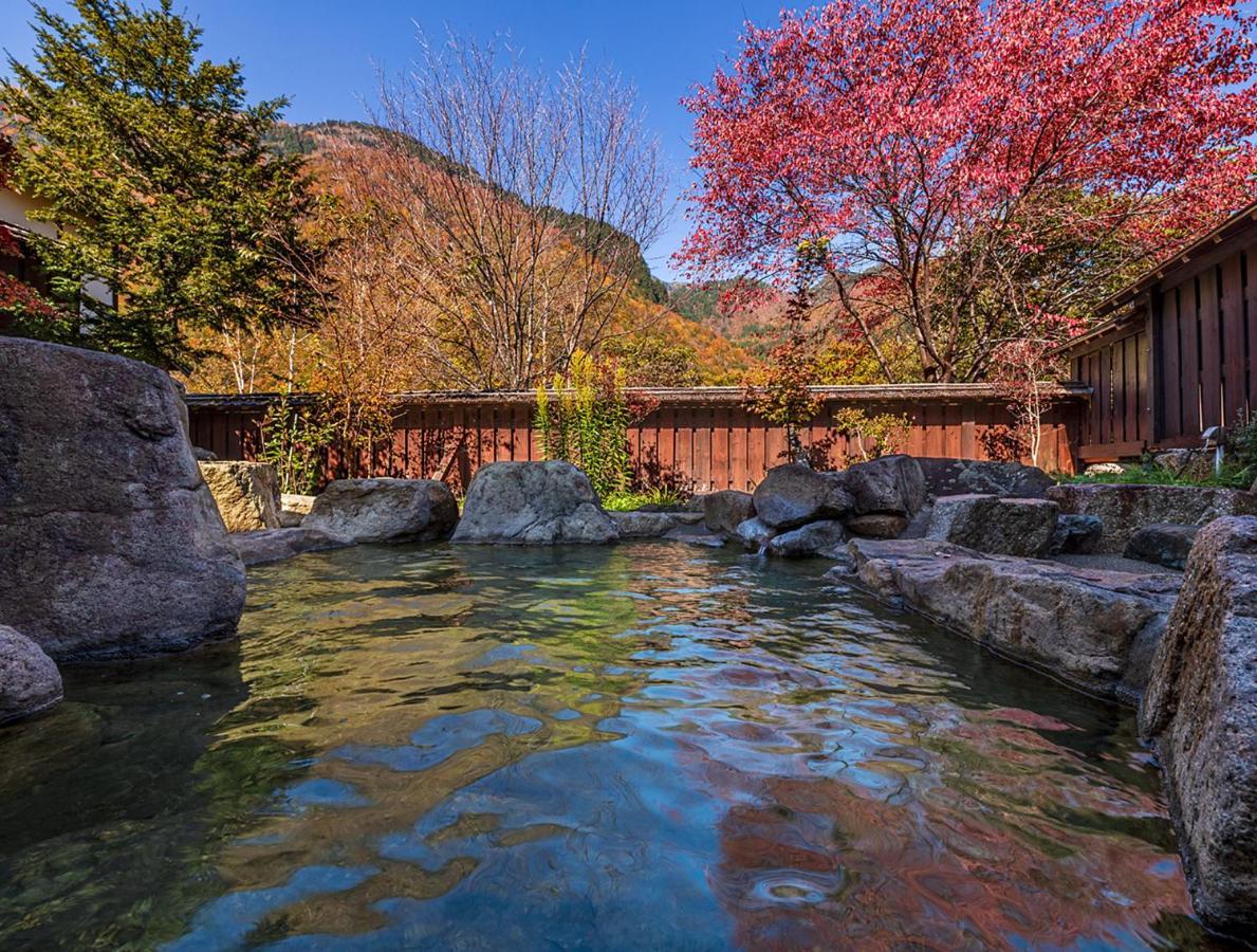 Resort Inn Chirorian Takayama (Gifu) Exteriör bild