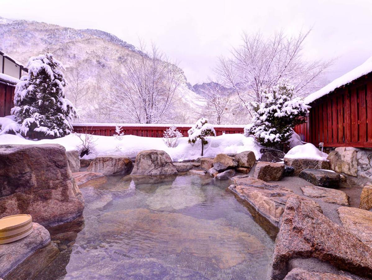 Resort Inn Chirorian Takayama (Gifu) Exteriör bild