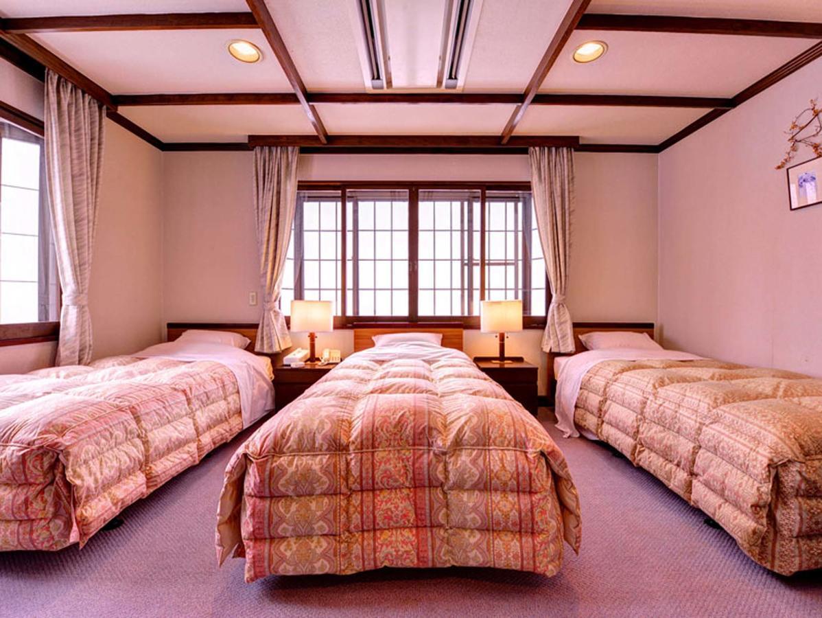 Resort Inn Chirorian Takayama (Gifu) Exteriör bild