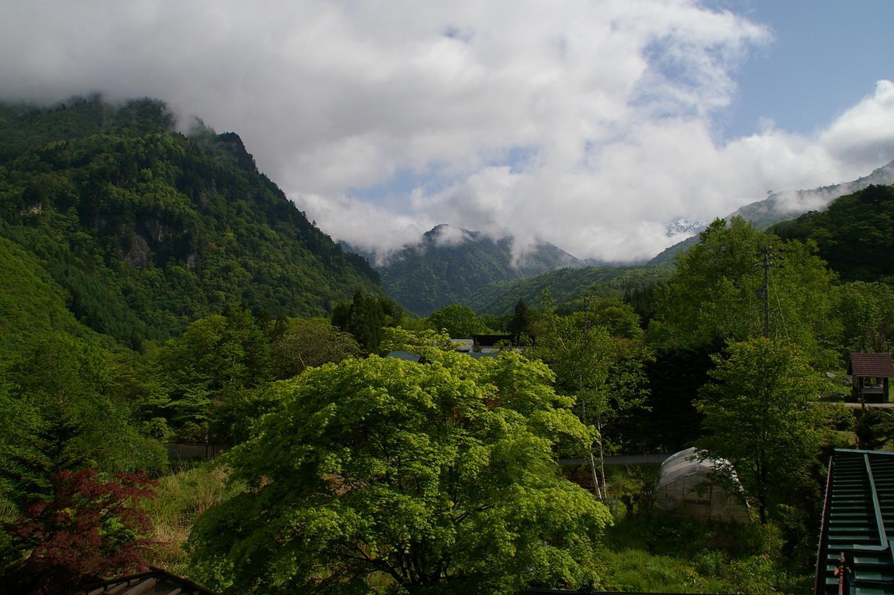 Resort Inn Chirorian Takayama (Gifu) Exteriör bild