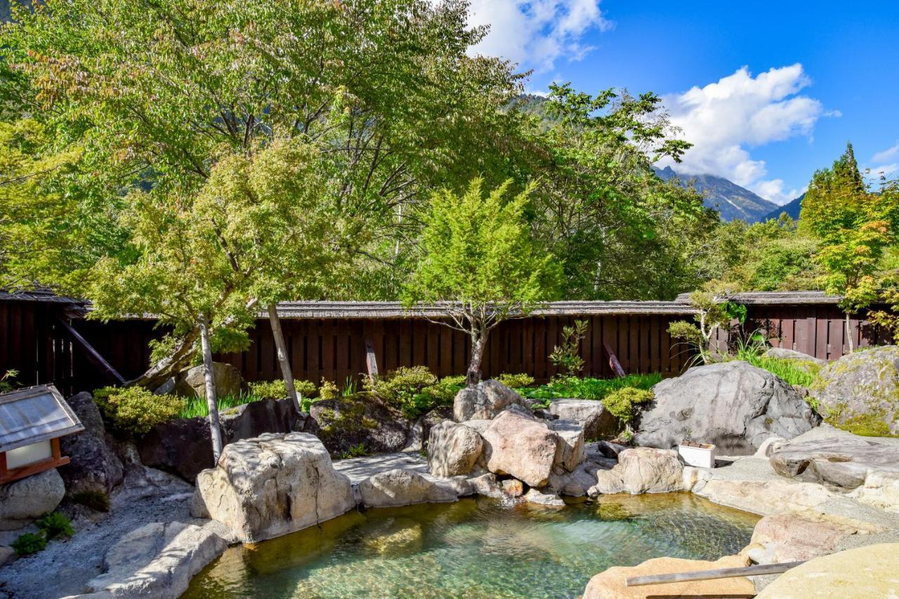 Resort Inn Chirorian Takayama (Gifu) Exteriör bild