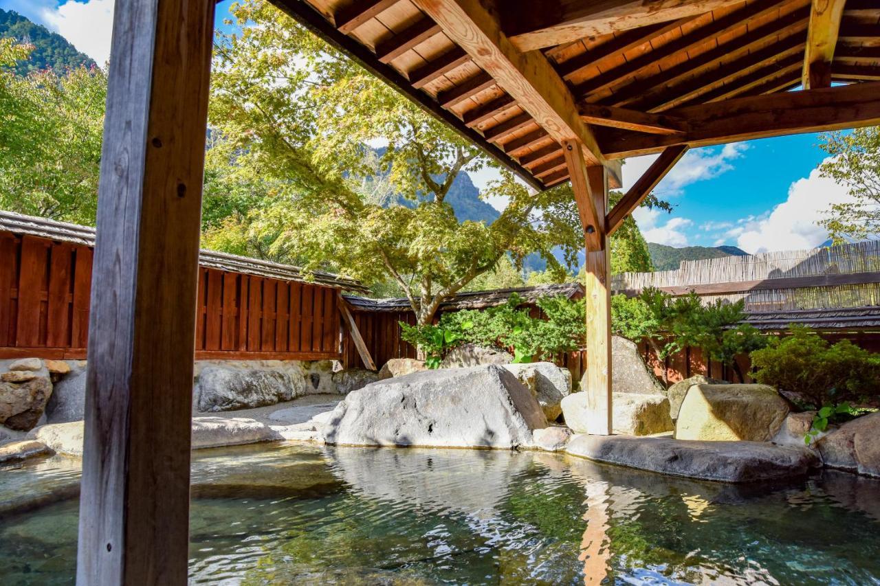 Resort Inn Chirorian Takayama (Gifu) Exteriör bild