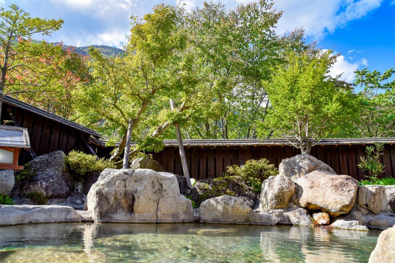 Resort Inn Chirorian Takayama (Gifu) Exteriör bild