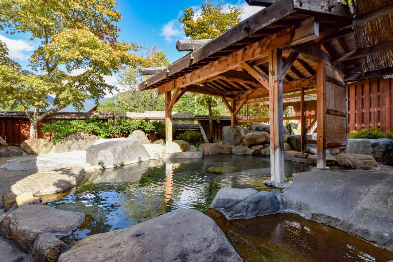 Resort Inn Chirorian Takayama (Gifu) Exteriör bild